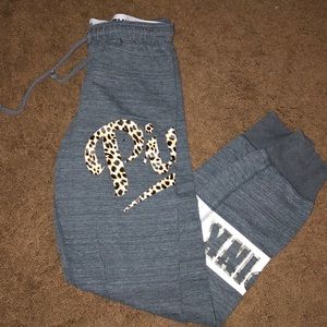 VICTORIA SECRET PINK JOGGERS 🦋